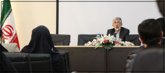 نقش گسترش زبان فارسی در اجرای اقتصاد مقاومتی